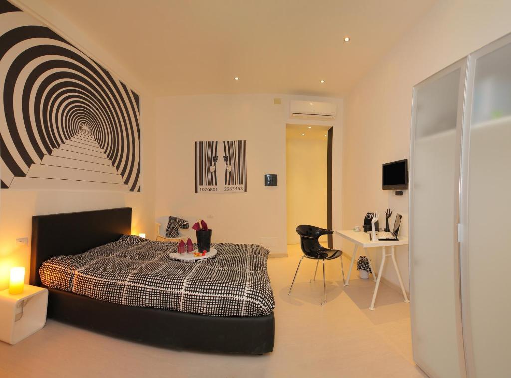 Chroma Italy - Ena Guest House Room photo