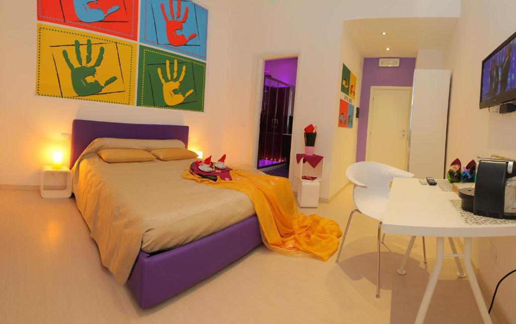 Chroma Italy - Ena Guest House Room photo