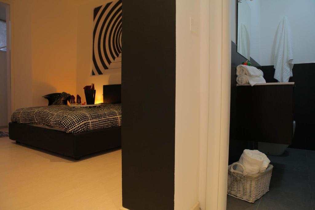 Chroma Italy - Ena Guest House Room photo