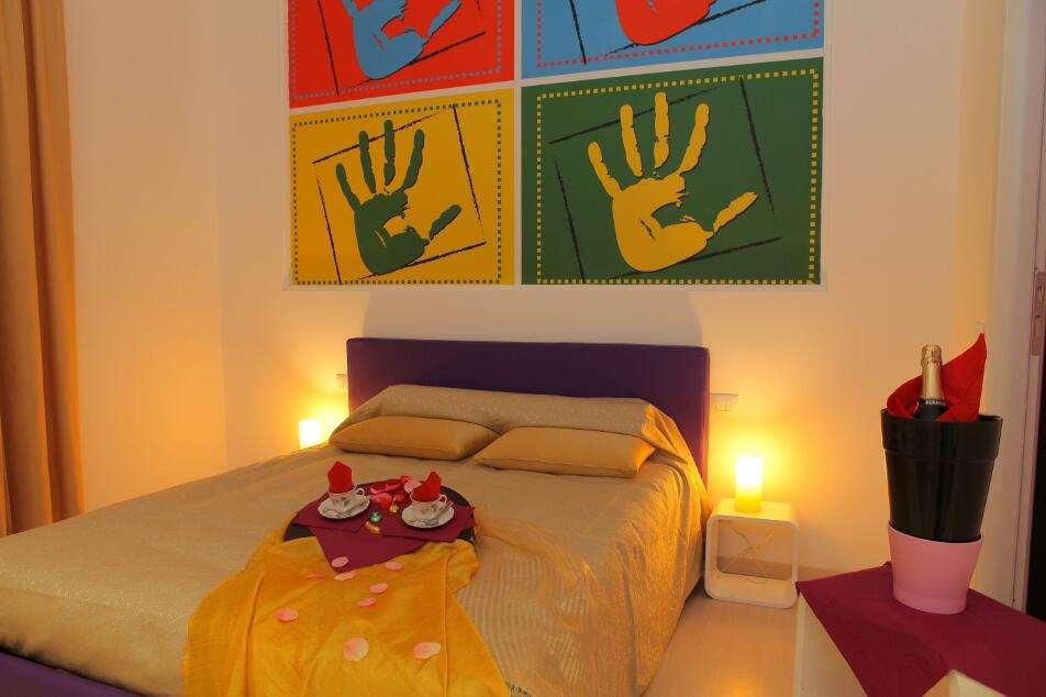 Chroma Italy - Ena Guest House Room photo